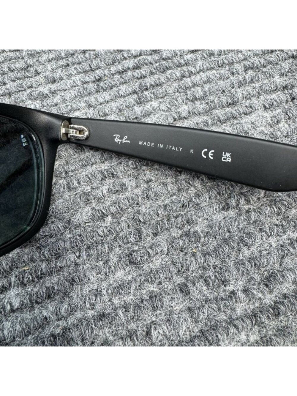 Ray-Ban New Wayfarer FRAMES ONLY RB2132 622 58-18-145 Black Sunglasses Italy - Picture 9 of 11